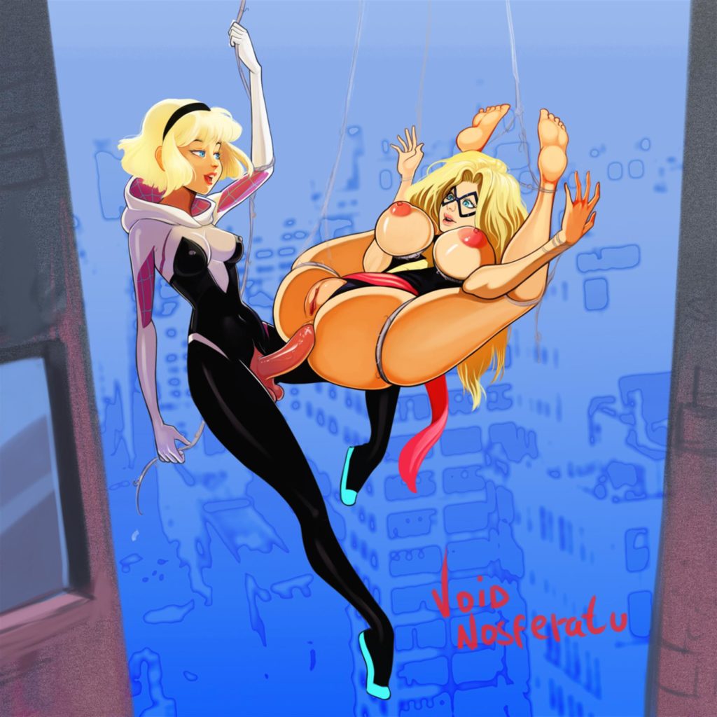 Spider Gwen having sex with Ms Marvel in the air